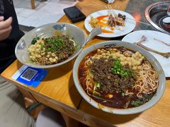 -丁丁猫重庆小面(徐州路店)
