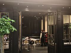 -川骄海鲜自助(王府井奥莱UP TOWN店原世界之花店)