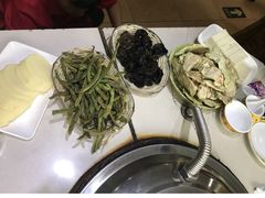 -大鹅岛灶台鱼·铁锅炖(水库路店)