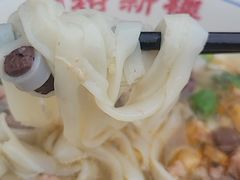 -裕新楼粉面馆·石磨手工粉(四方坪店)