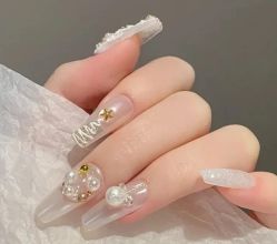-雪奈传统美甲美睫