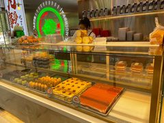 面包甜点陈列柜-智盛宫廷糕点(金顶街店)