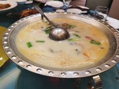 -新丁香海鲜酒店(银海商贸城店)