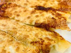 肉三鲜锅贴-春水锅贴·传统鲁菜(大明湖店)