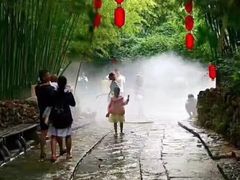 -竹泉村旅游度假区