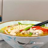 沦陷了姐妹们‼️这家牛蛙面也太好吃了‼️