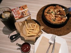 -必胜客(绿地新都会店)