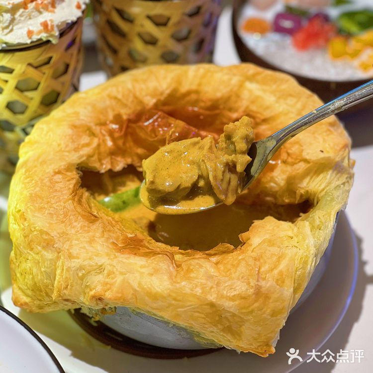 沉浸露营风🏕前滩的这家泰餐厅🉑太会了❗  