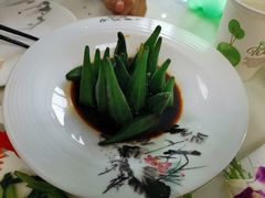 -七的湖·晚芳亭·阳澄湖农家菜·大闸蟹(莲花岛店)