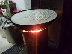 -云南大锅豆浆店