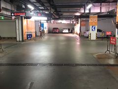 -伟东·乐客城-停车场