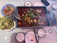-兴蓉合川湘私房菜巫山烤鱼(人大店)