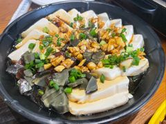 -干老庆贵州留一手烤鱼·地摊火锅(财经大学店)