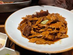 歙县笋煨黑毛猪肉-山里亲戚(淞虹路店)
