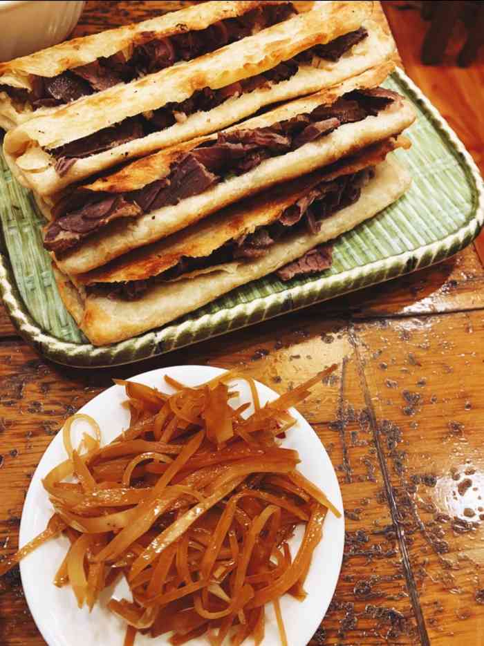 王胖子驴肉火烧(新街口店)-"久闻大名的王胖子,躺在收藏夹里很久了,心