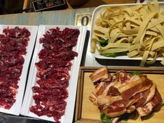 -犇牛记·鲜牛肉火锅