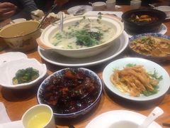 -翠山·映月湖景餐厅(映月湖公园店)