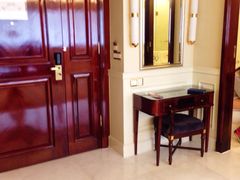 深圳富苑皇冠假日套房酒店-深圳富苑皇冠假日套房酒店