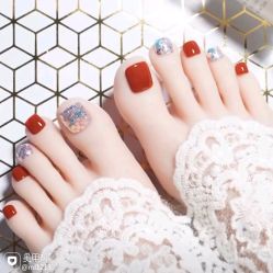 -Pink You美甲洗眉纹绣定制中心