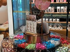 -Laderach 莱德拉(上海环贸iapm店)