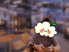 -M Stand(上海人民广场来福士店)