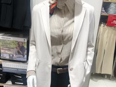 -优衣库(上海金桥国际商业广场店)