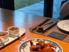 脆皮乳鸽-新荣记(西溪湿地店)