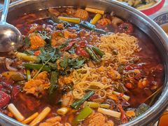 -牟记江湖重庆地标特色菜鱼蛋海鲜羊蝎子(巴南区黑金冠十多年好店)