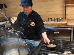 -东方红海鲜百汇(国际大厦店)