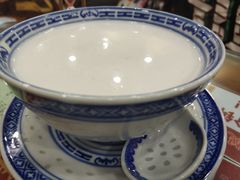 -赵记传承特色牛奶甜品(泉城广场店)