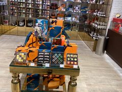 -VENCHI 闻绮(北京国贸商城店)