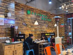 -哈尔滨烧烤·山河村铁锅炖(交大店)