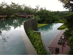 双层无界悬崖泳池-七仙岭君澜度假酒店