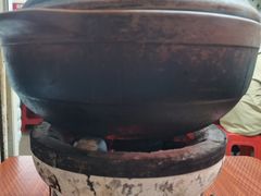 -威邵鸡煲(西华路总店)