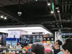 -迪卡侬(环球港店)