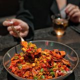 女明星爱扎堆的京城粤菜新晋顶流❗月光宝盒烤鸭❗盘它❗