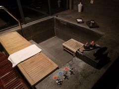 -张家港金凤凰度假村温泉