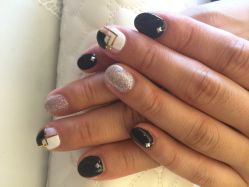 Slowlife Nail 慢生活美甲-S · Nail 自助美甲美睫