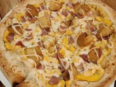 -城市大道红炉披萨烘焙坊