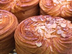 老面手撕包-昆明冠生园·蛋糕·面包(朗悦湾店)