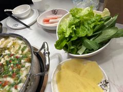 -德林酸菜鱼火锅(南丹店)