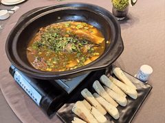 -香山湖家家宴(中山陵店)