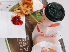 -麦当劳(保利若比邻店)