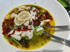 -绿草地·湘菜(7mall店)