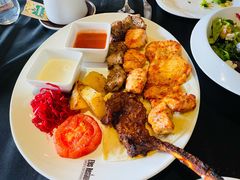 -Efes Turkish & Mediterranean Cuisine 艾菲斯餐厅(陆家嘴店)