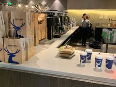 -瑞幸咖啡(新世界中心店)