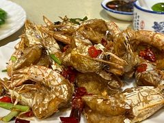 -三亚火车头万人海鲜广场