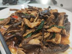 猪颈肉炒鹿茸菌-茶油香闽南菜·花园餐厅(前埔店)