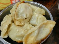 -黄阿姨锅贴大王(万航渡路店)