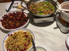 -湘西小馆(滨河路店)